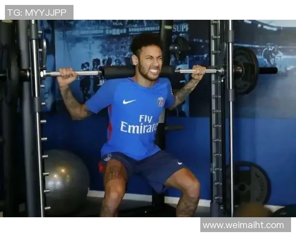 揭秘足球巨星私人生活 球场外的他们更真实 更接地气 揭秘足球巨星私人生活 球场外的他们更真实 更接地气