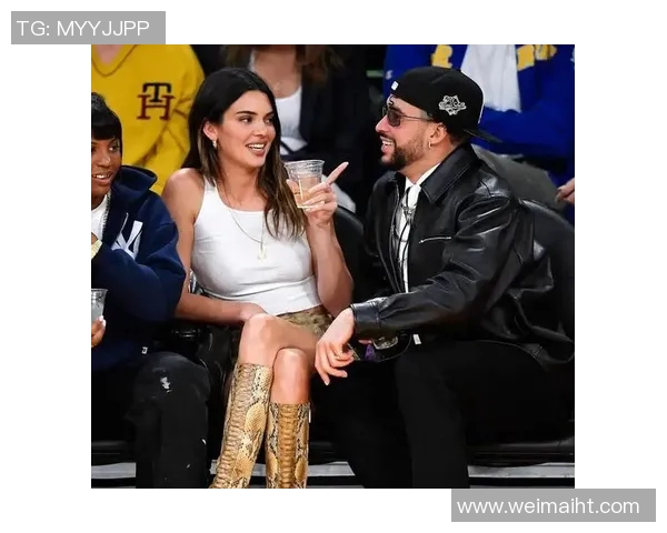 点赞肯豆的足球巨星是谁 他与模特的亲密关系引发关注 点赞肯豆的足球巨星是谁 他与模特的亲密关系引发关注