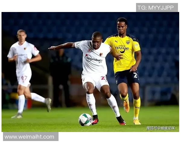 一人一城的传奇故事他们用一生守护着属于自己的足球之城