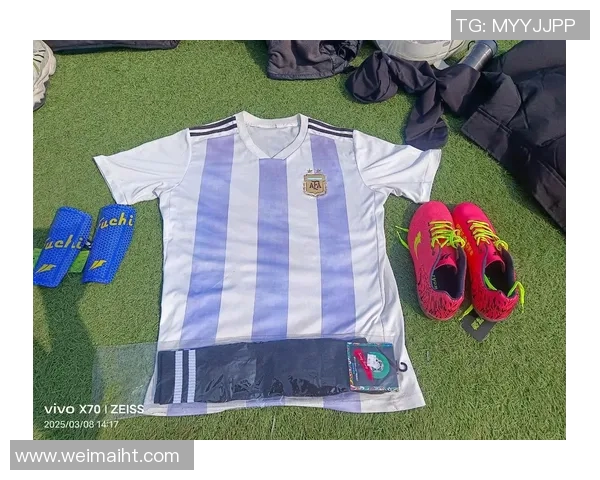 当足球巨星邂逅挚爱妻子演绎绿茵场外动人爱情故事