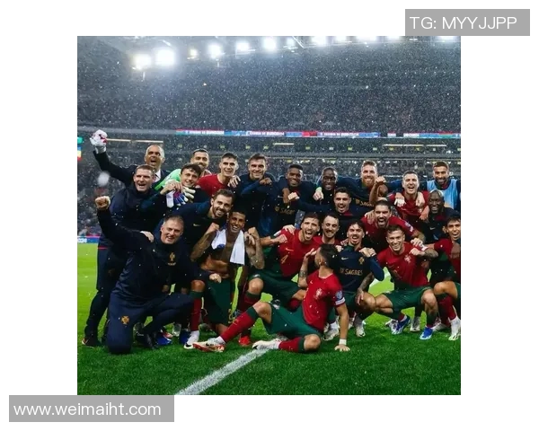 足球球星赛前技术训练揭秘:如何通过精准准备提升比赛表现 足球球星赛前技术训练揭秘:如何通过精准准备提升比赛表现